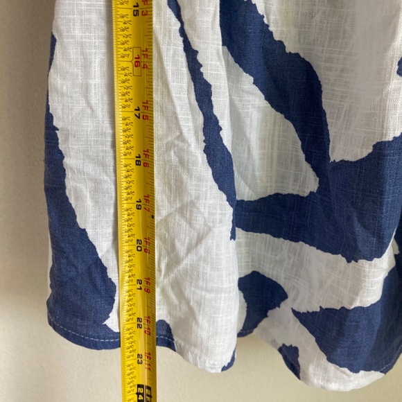 Cece women’s linen blend top - Picture 7 of 8